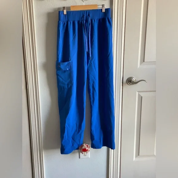 Jaanuu 4-Pocket Relaxed Essential Scrub Pants - Picture 4 of 6